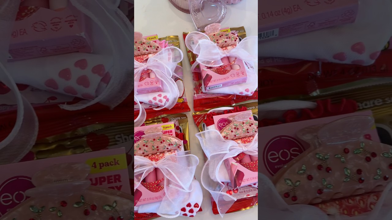 valentines day gift idea🎀❤️ #asmr #valentinesday #pink #aesthetic #giftbasket